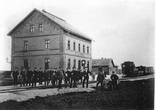 tn_Bahnhof Weienberg Vorbild (4)